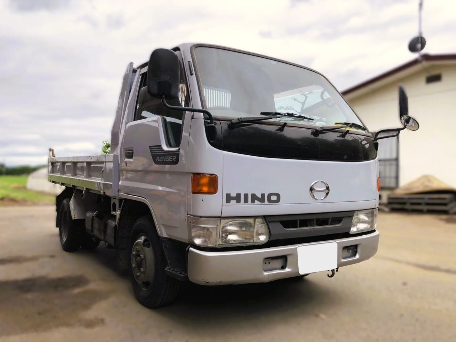 どんな条件のお車も幅広く対応中