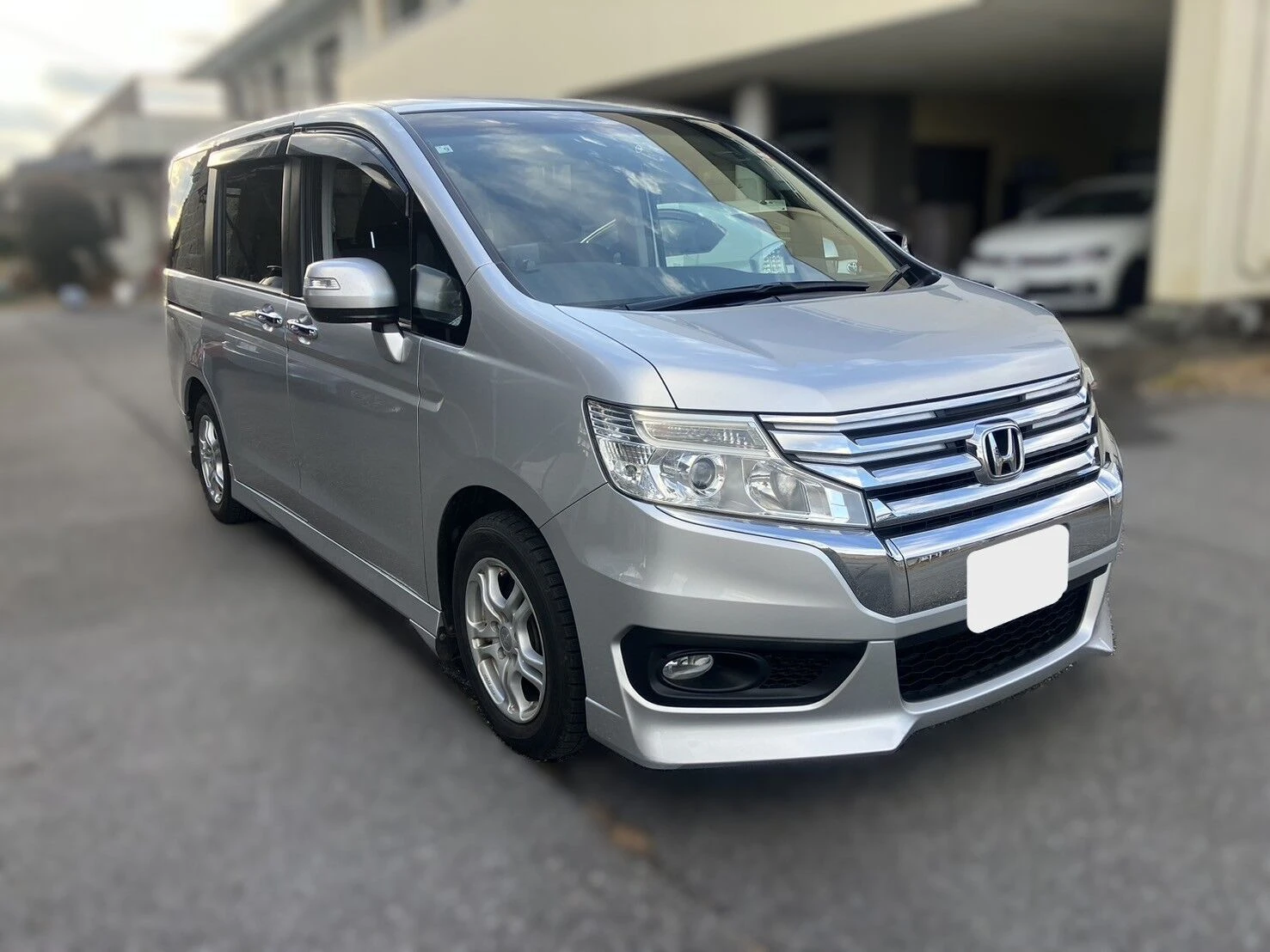 どんな条件のお車も幅広く対応中